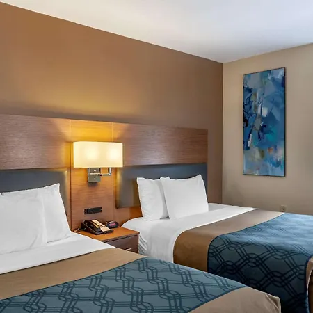 Econo Lodge Inn & Suites Downtown-3